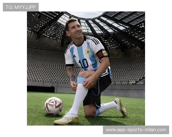 阿根廷双星火拼!劳塔罗硬撼阿尔瓦雷斯引爆大都会球场 阿根廷双星火拼!劳塔罗硬撼阿尔瓦雷斯引爆大都会球场