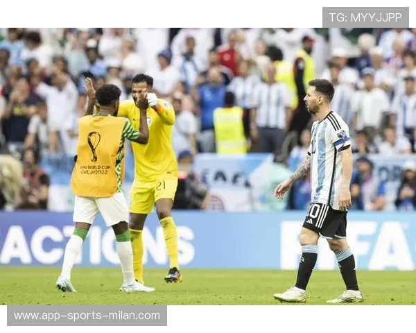 世界杯门将扑救集锦,神级瞬间震撼球迷 世界杯门将扑救集锦,神级瞬间震撼球迷