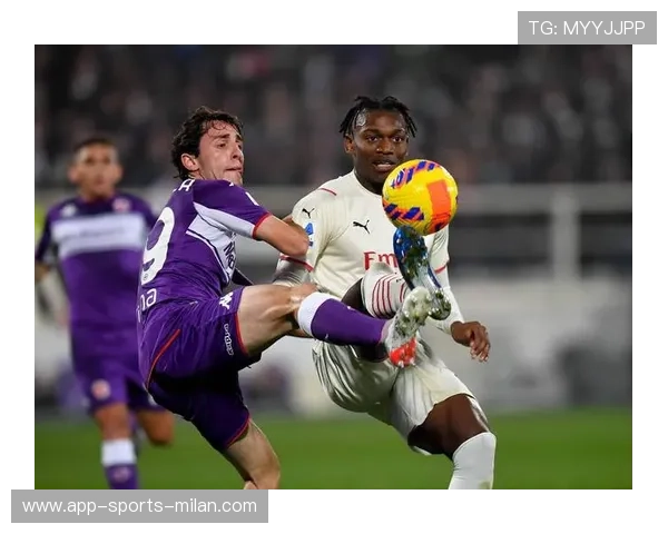 意甲佛罗伦萨边路推进不断形成突破,气势逐渐提升 意甲佛罗伦萨边路推进不断形成突破,气势逐渐提升