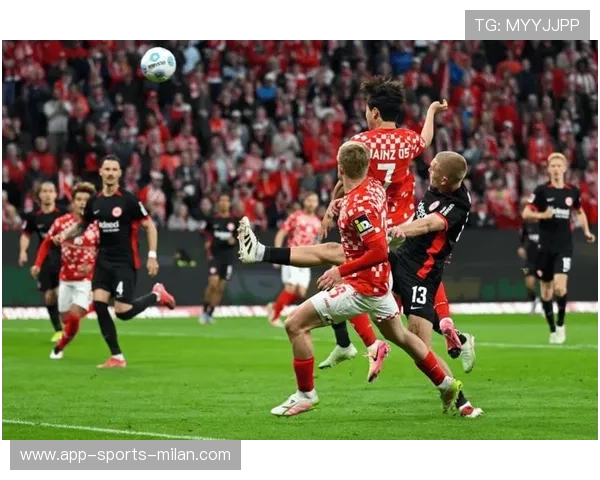 拜仁中场球员在赛季中发挥关键作用