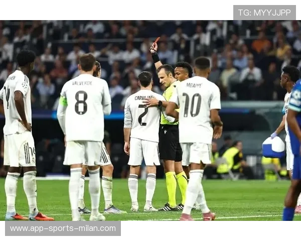 维尼修斯点球冷静命中皇马再提速