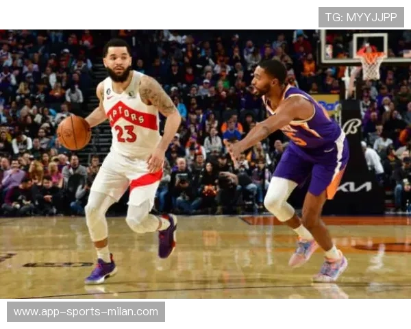 布里奇斯强势冲击砍下关键分,夏洛特反超 布里奇斯强势冲击砍下关键分,夏洛特反超