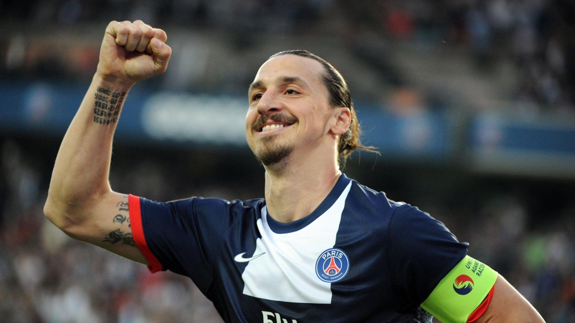 中立代表队B混合4×100米自由泳接力决赛亮相，男女混合4×50米自由泳接力